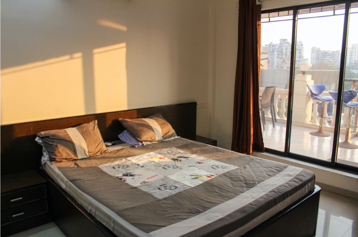 14 - Sadanand Classic, Khar West