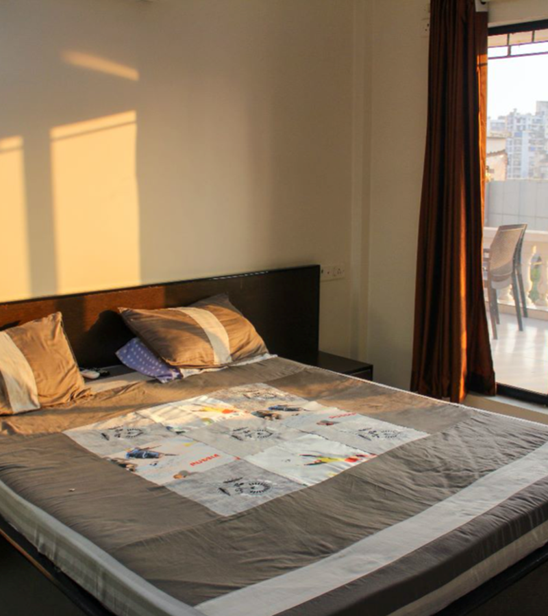 14 - Sadanand Classic, Khar West
