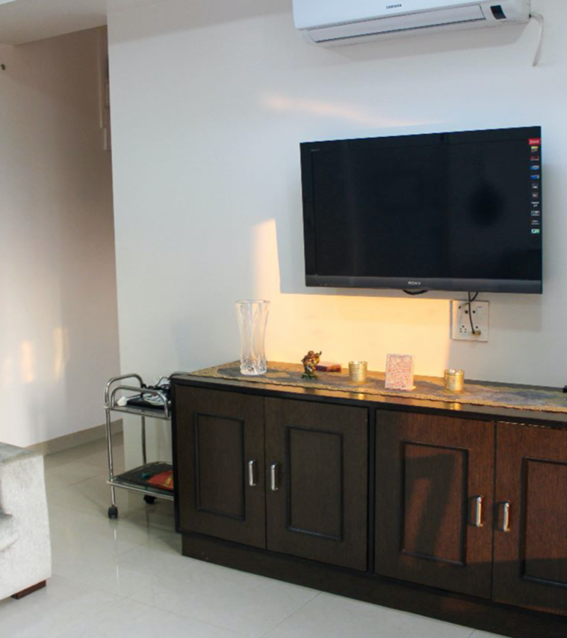 22 - Sadanand Classic, Khar West