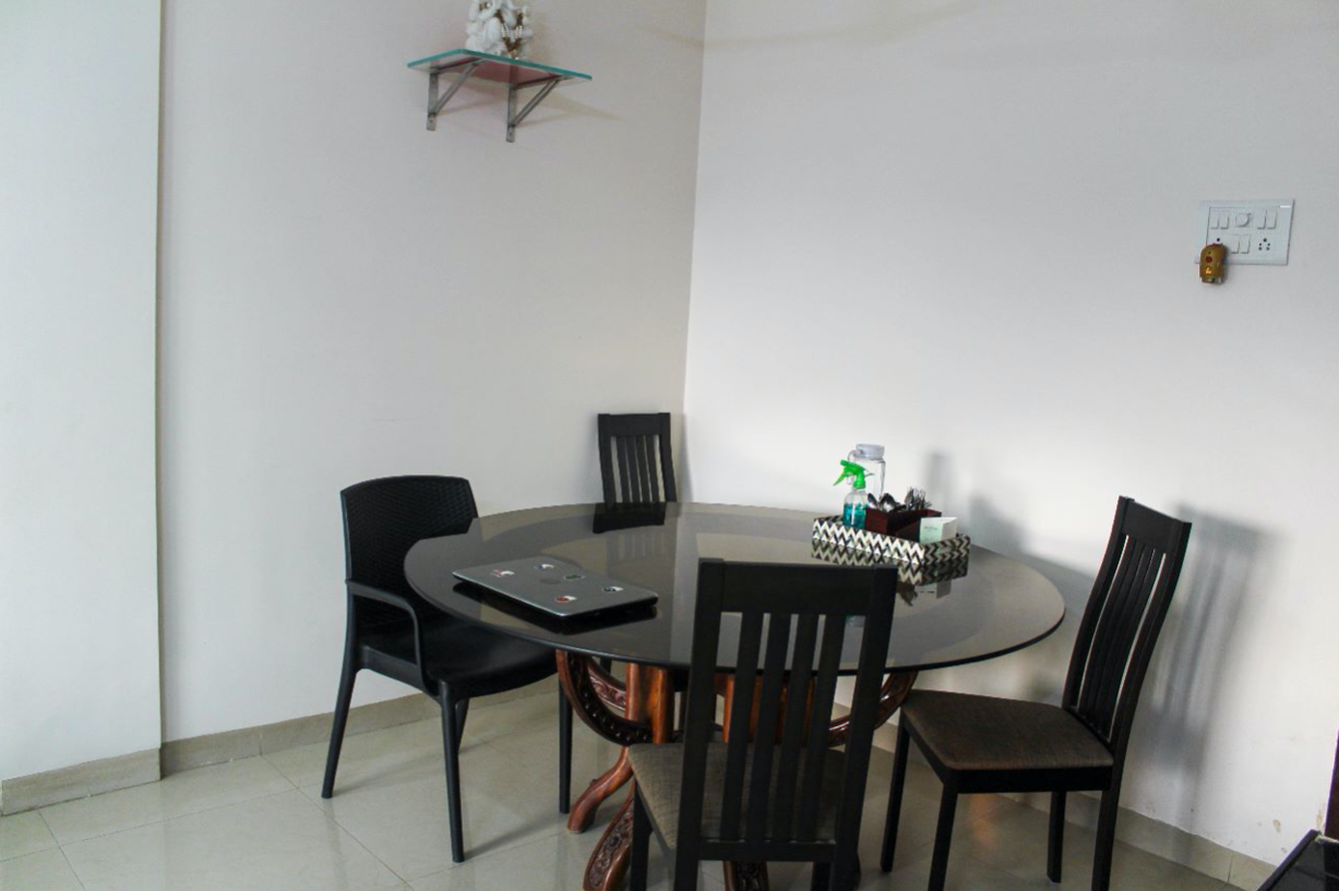 26 - Sadanand Classic, Khar West