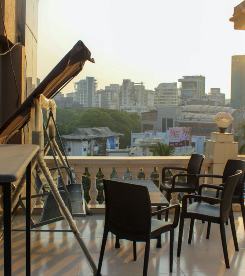 6 - Sadanand Classic, Khar West
