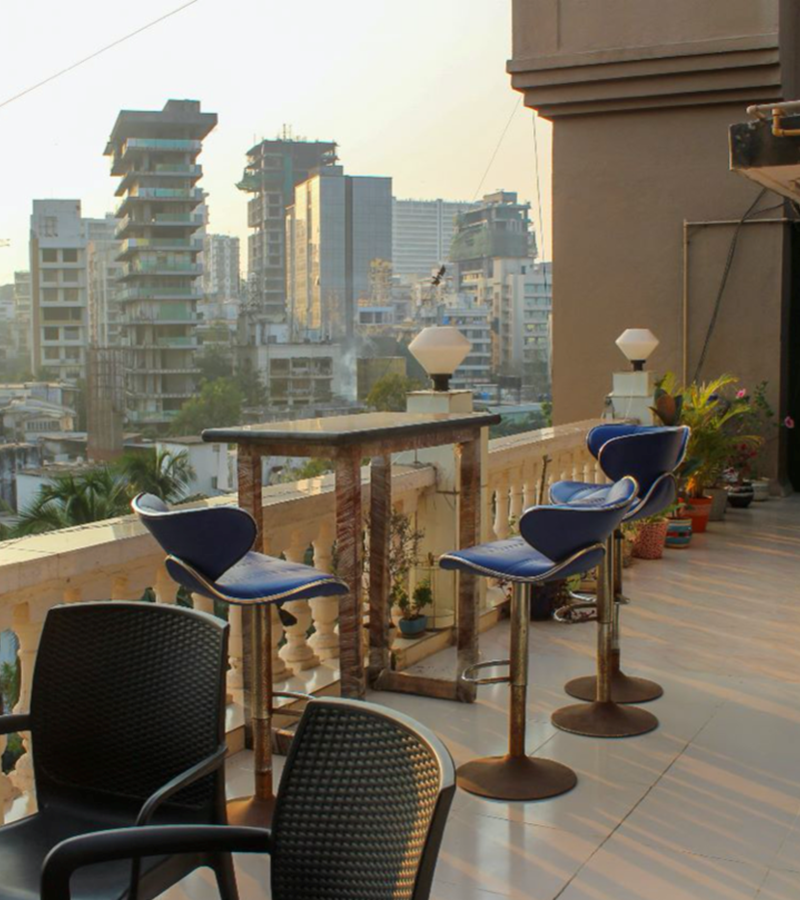 8 - Sadanand Classic, Khar West