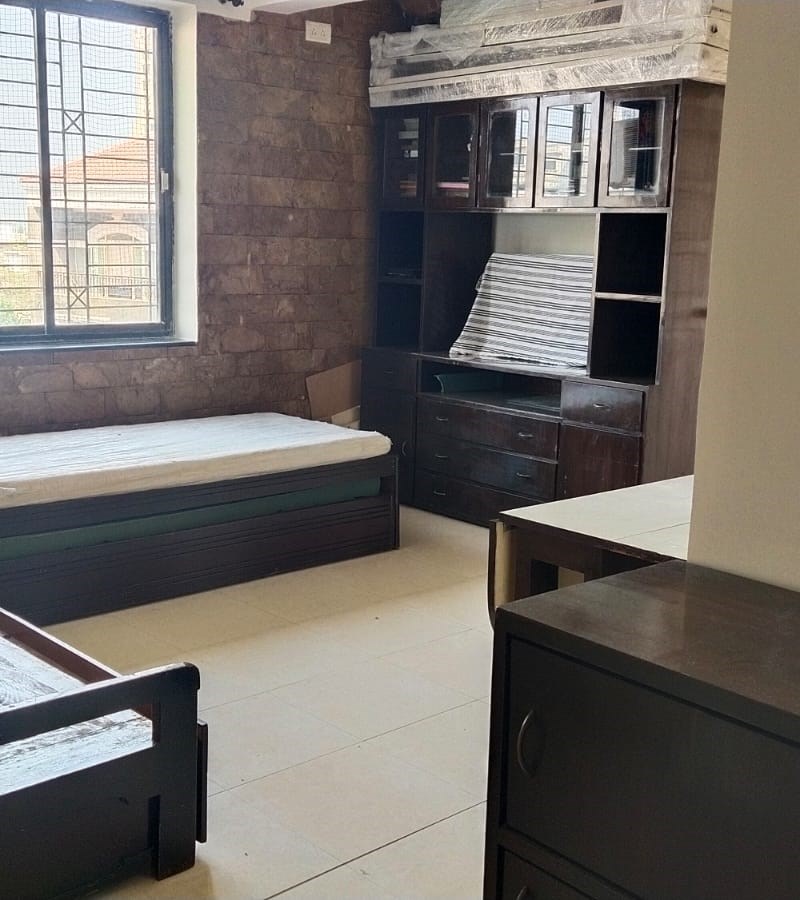 11111 - Sunita Apartment, Peddar Road
