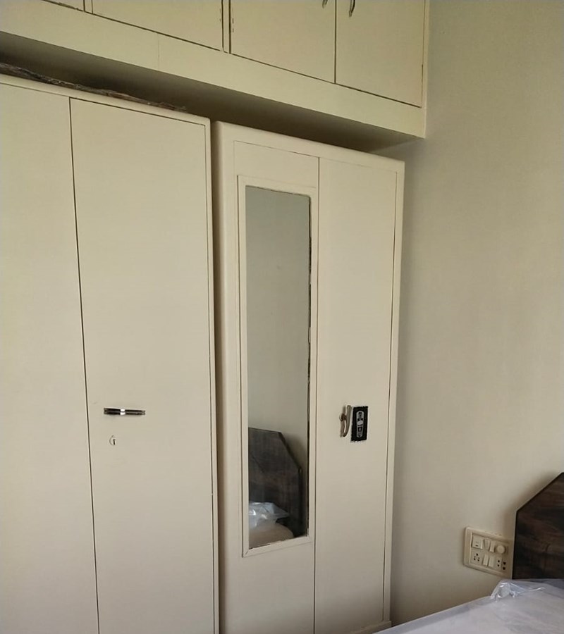 55 - Sunita Apartment, Peddar Road