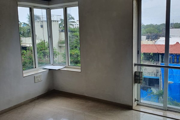 Flat on rent in Bhagtani Pearl, Santacruz West