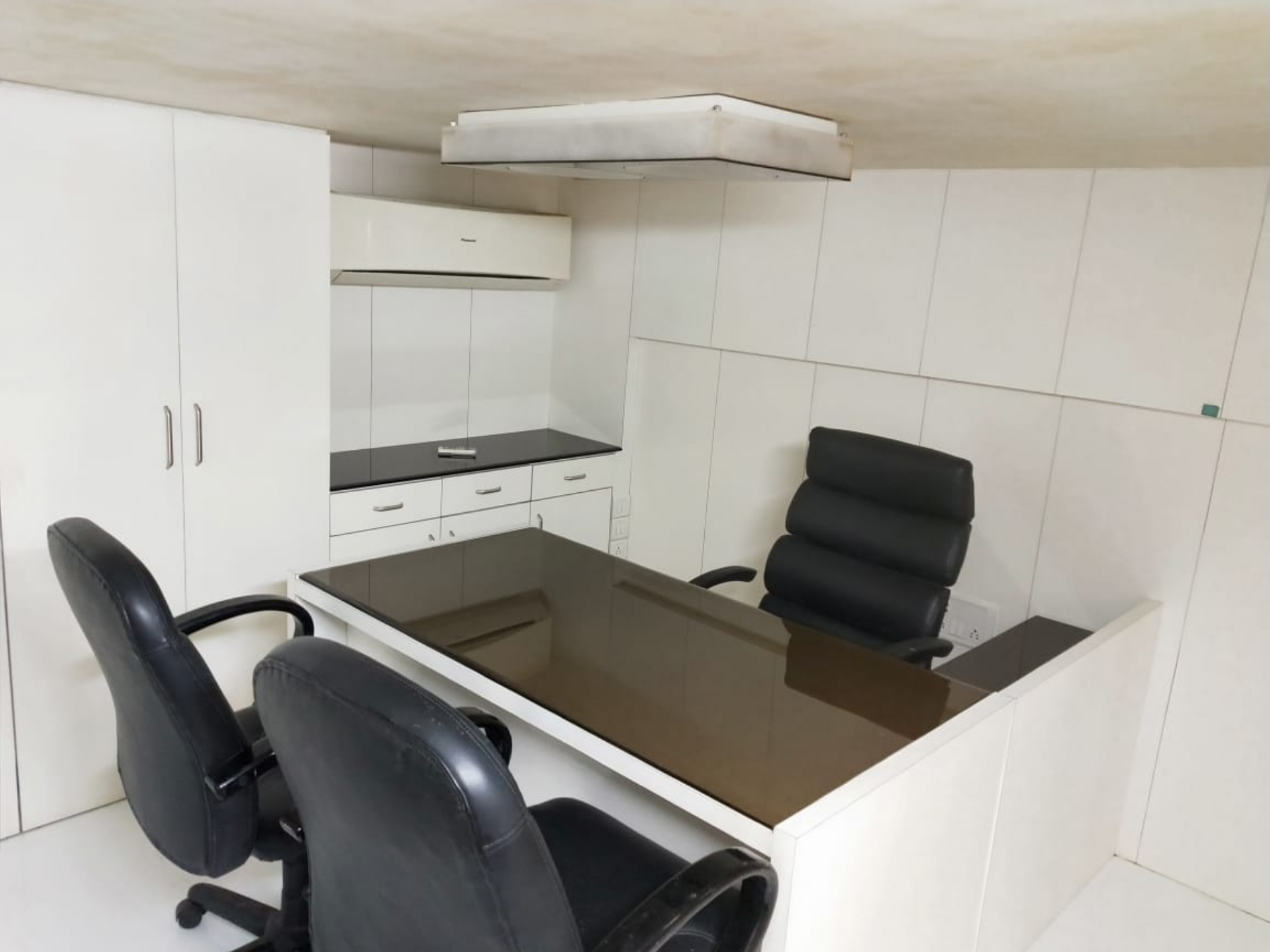 Cpz Officephoto Page 0001 - Crystal Plaza, Andheri West