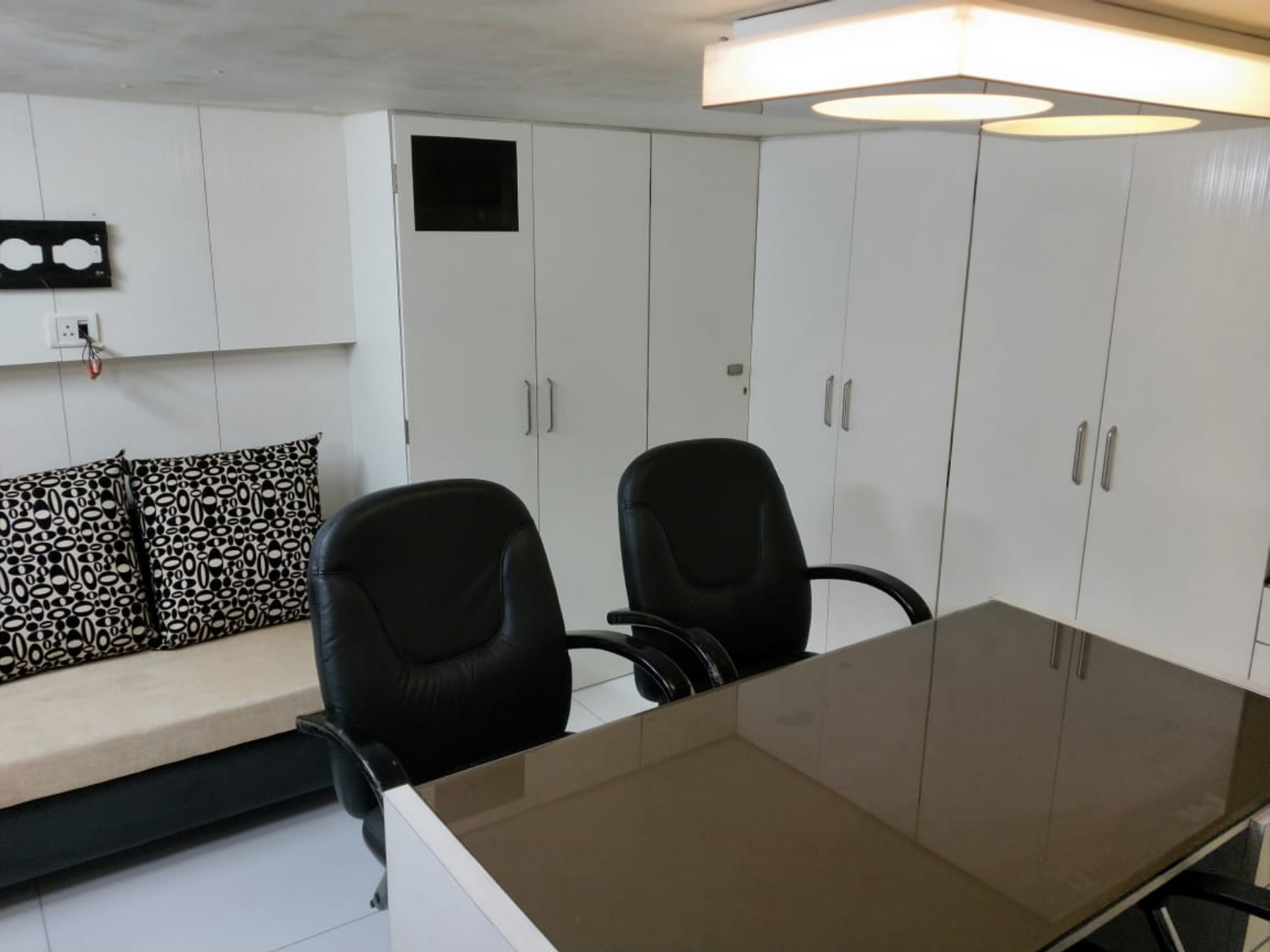 Cpz Officephoto Page 0003 - Crystal Plaza, Andheri West