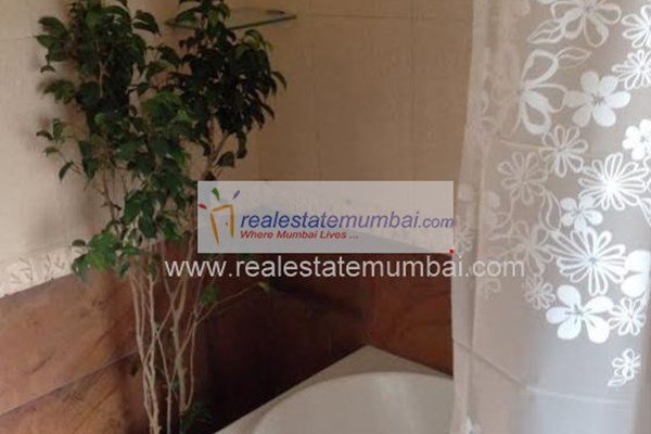 Flat on rent in Gazdar Apartment, Juhu