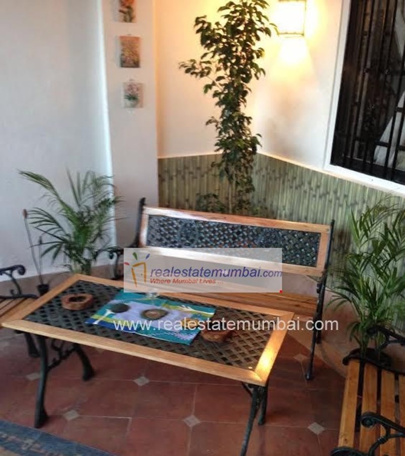 Terrace - Gazdar Apartment, Juhu