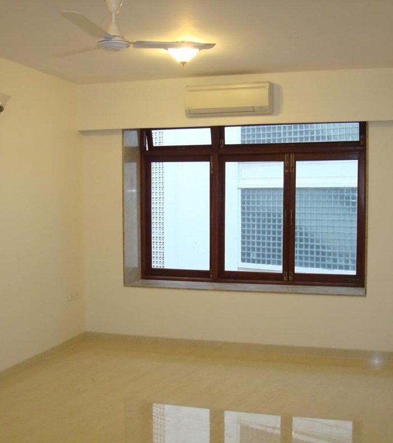 Bedroom 2 - Turf View, Worli