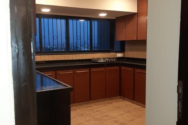 Flat on rent in Everest Apartments, Bandra West