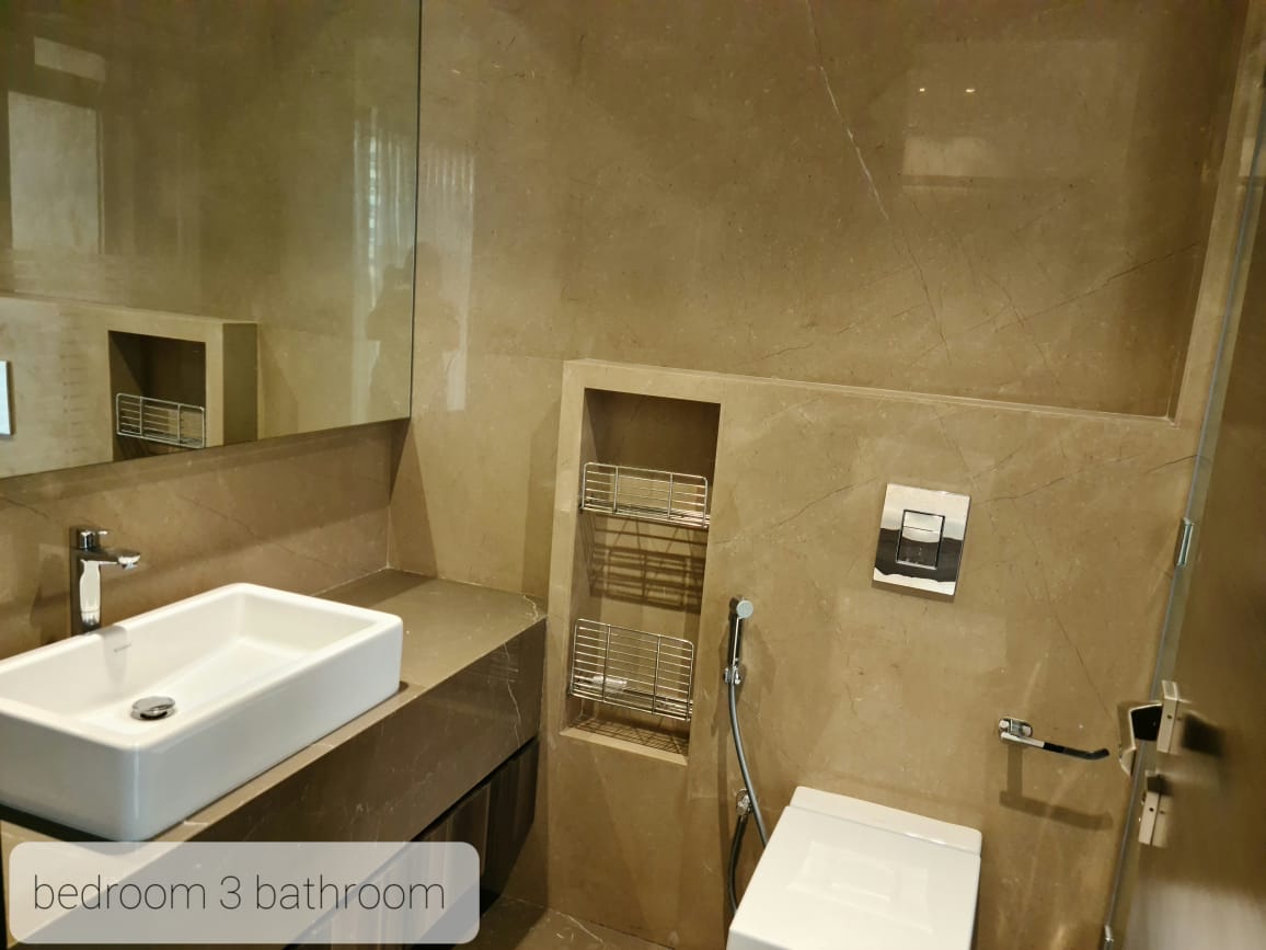 Bathroom 4 - Joy Legend, Khar West