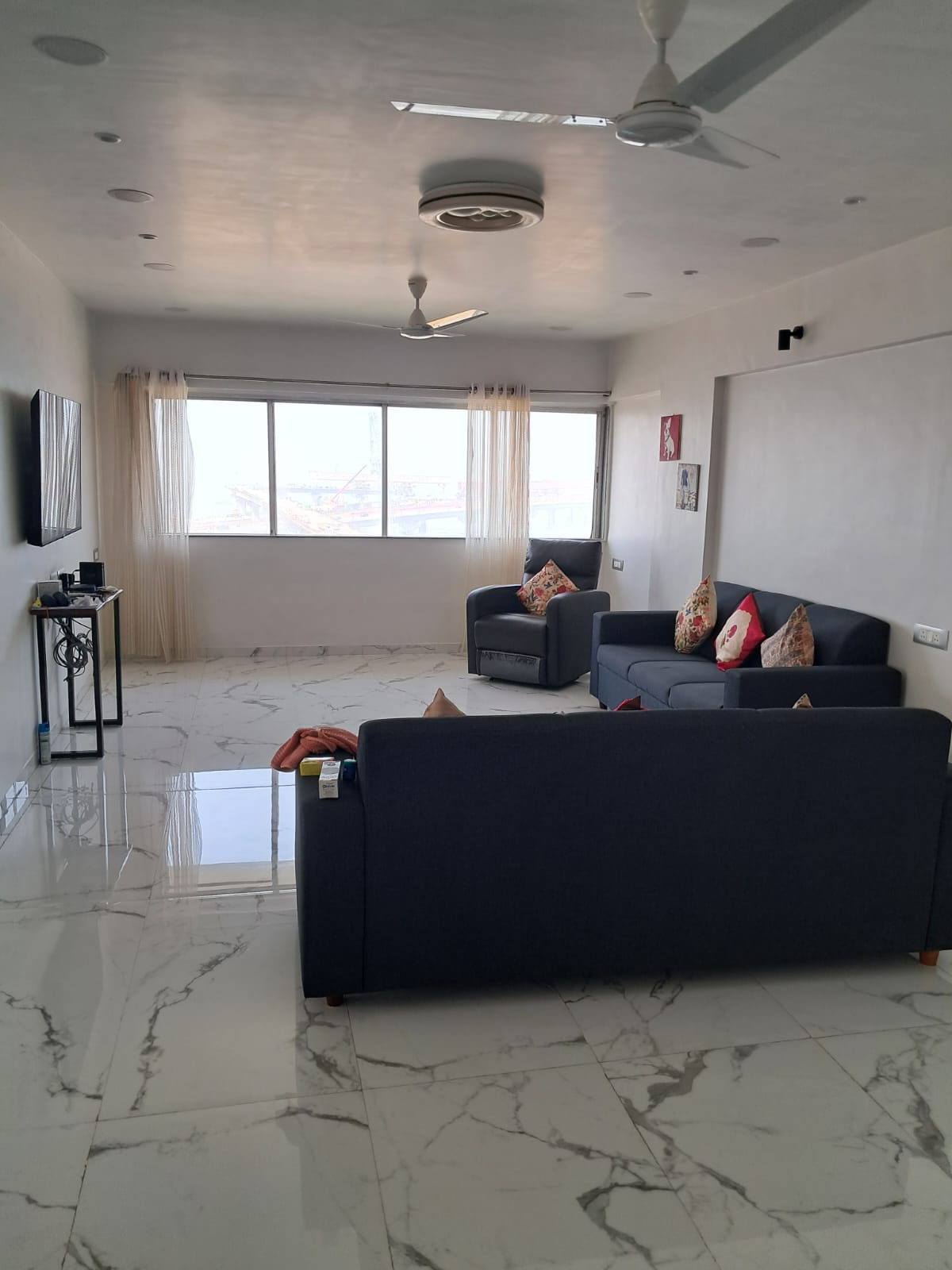 3 BHK Flat on Rent in Worli - Sagar Tarang
