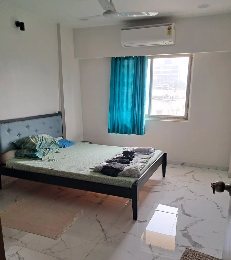 5 - Sagar Tarang, Worli