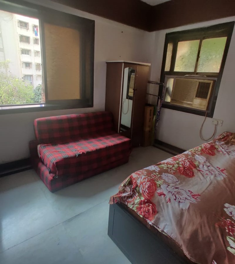 03 - Peter Apartment, Bandra West