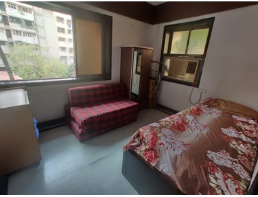 03 - Peter Apartment, Bandra West