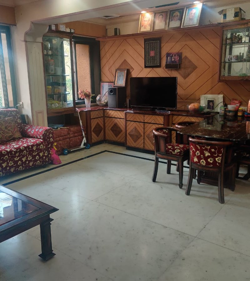07 - Peter Apartment, Bandra West