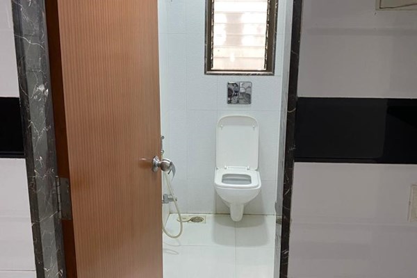Flat for sale in Apsara Cosmopolitan, Bandra West
