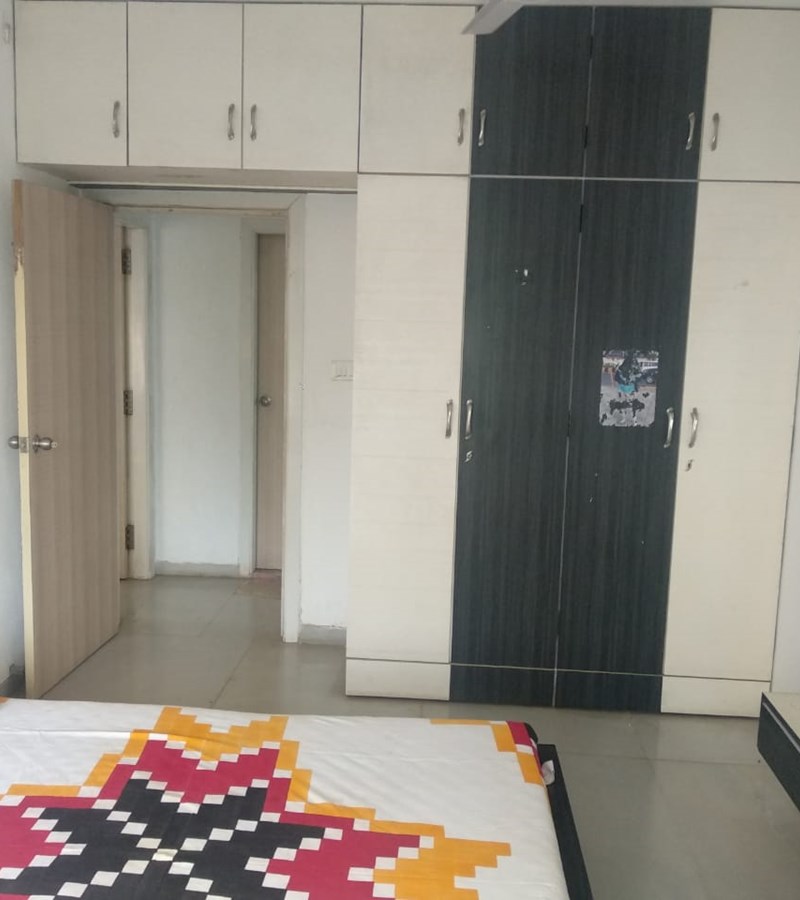 20 - Subhada, Worli
