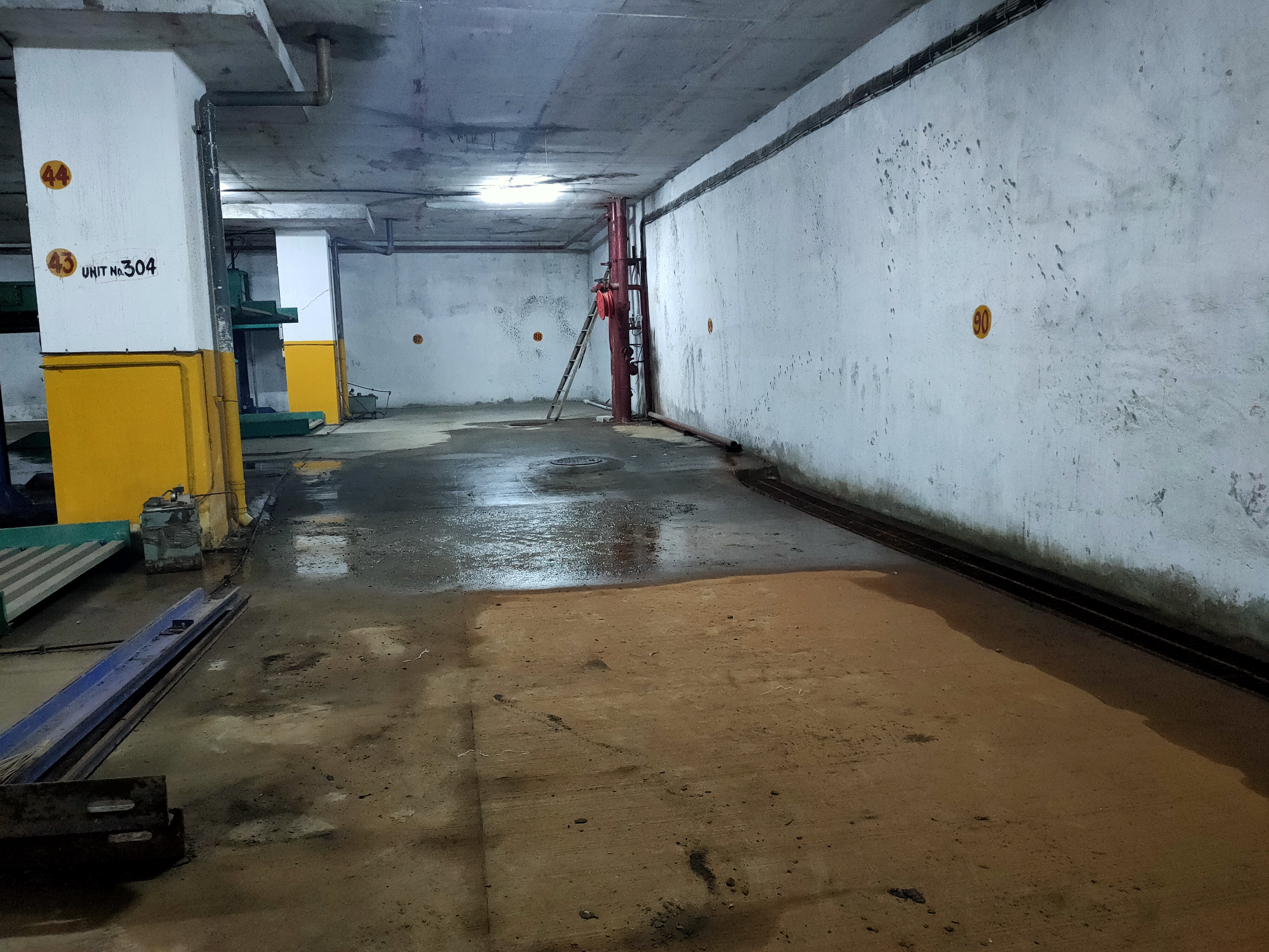 1 - Morya Blue Moon, Andheri West