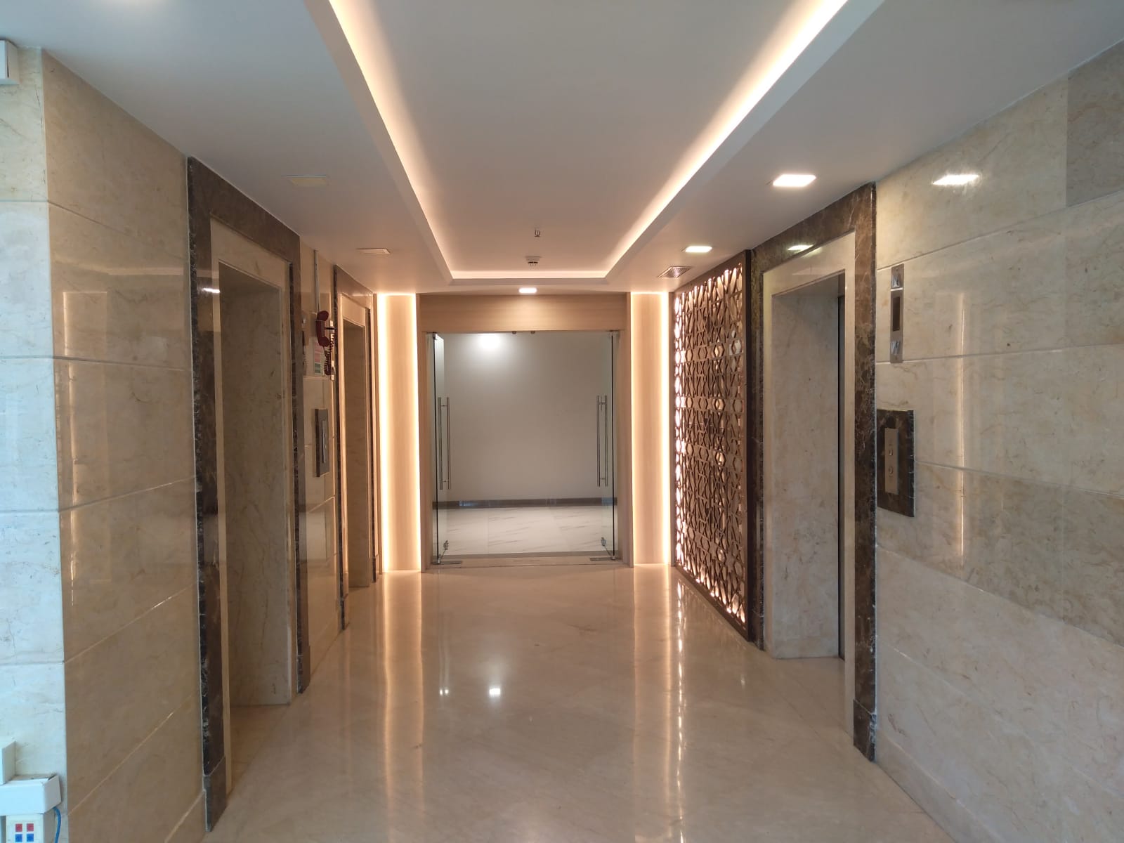 17 - Leela Galleria, Andheri East
