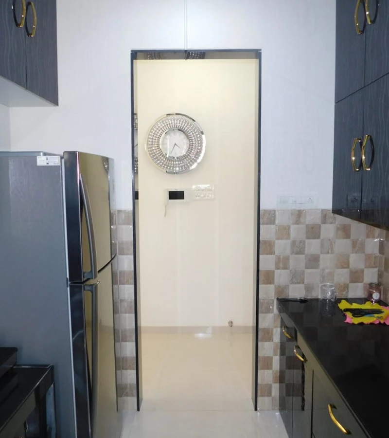 7 - Lily White, Andheri East