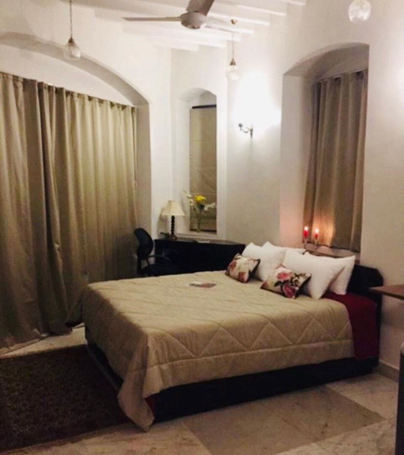 1 - Taher Mansion, Nepeansea Road