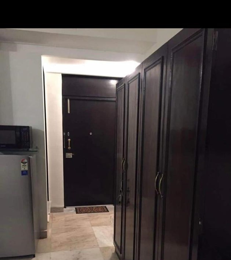 4 - Taher Mansion, Nepeansea Road
