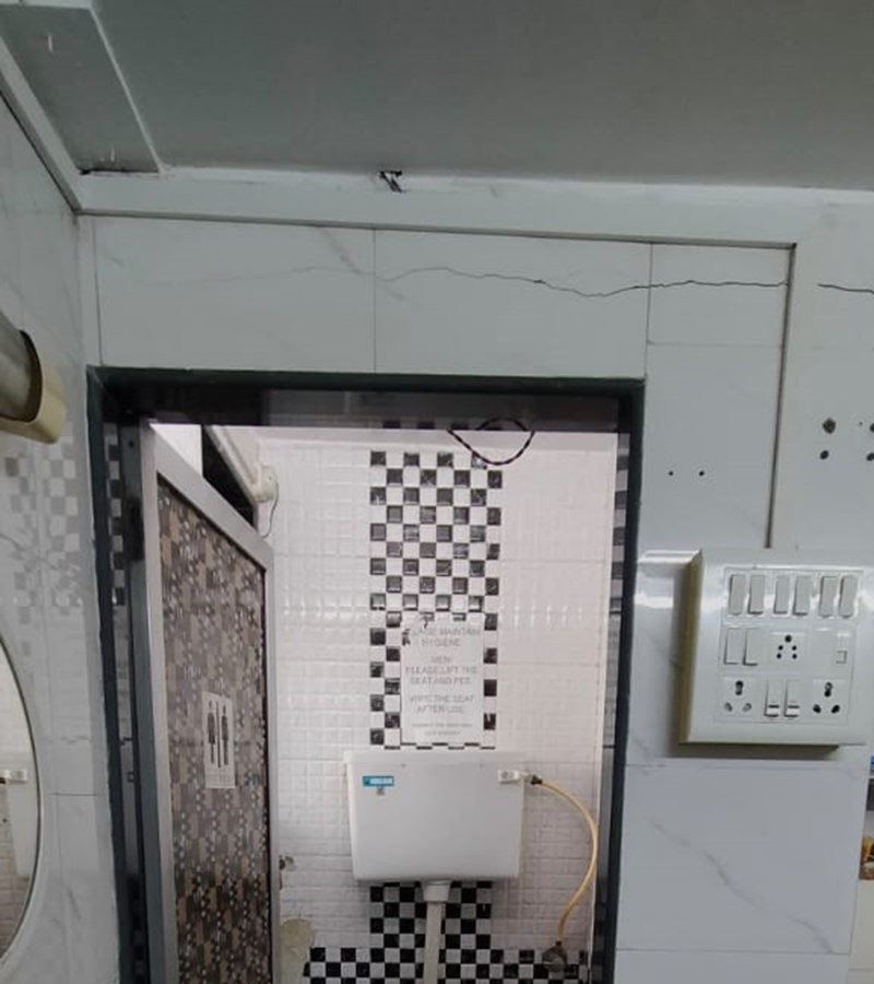 5 - Damji Shamji Udyog Bhavan, Andheri West