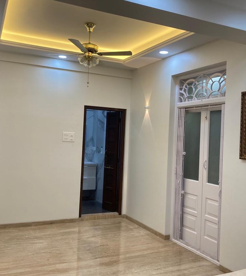 15 - Roxana Building, Churchgate