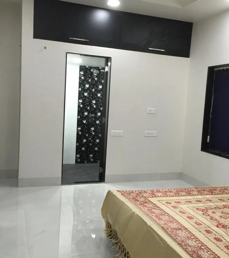 V3 - Vimla Mahal, Peddar Road