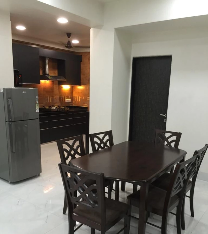V5 - Vimla Mahal, Peddar Road