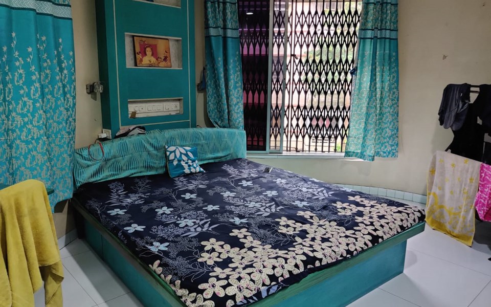 6 - Shreyas Apartment, Tardeo