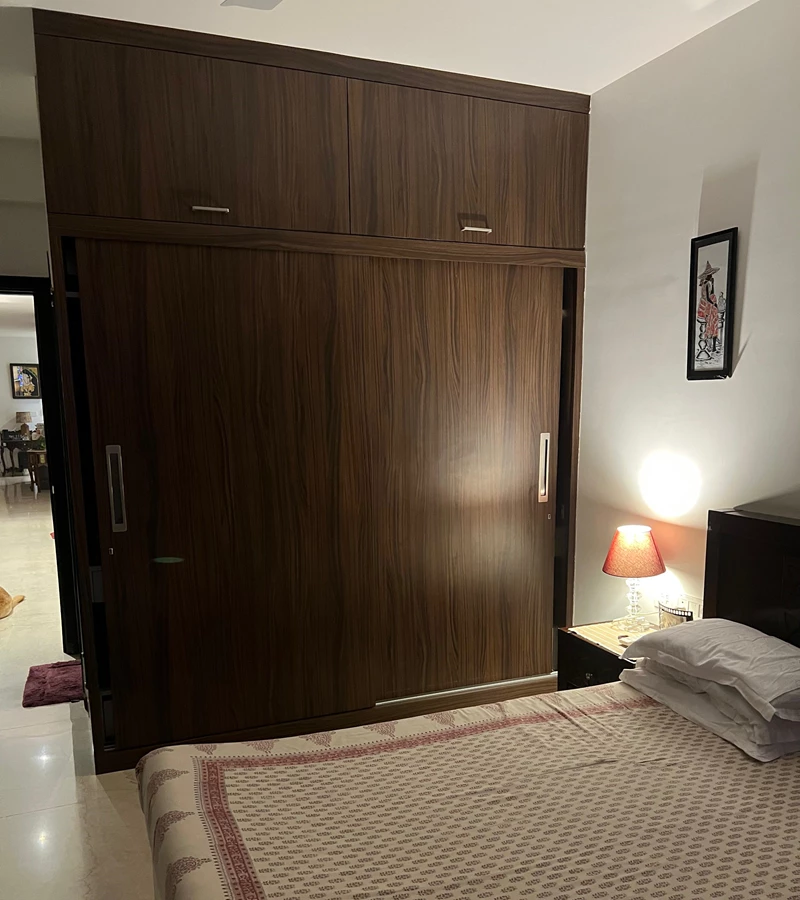 11 - Oberoi Esquire, Goregaon East