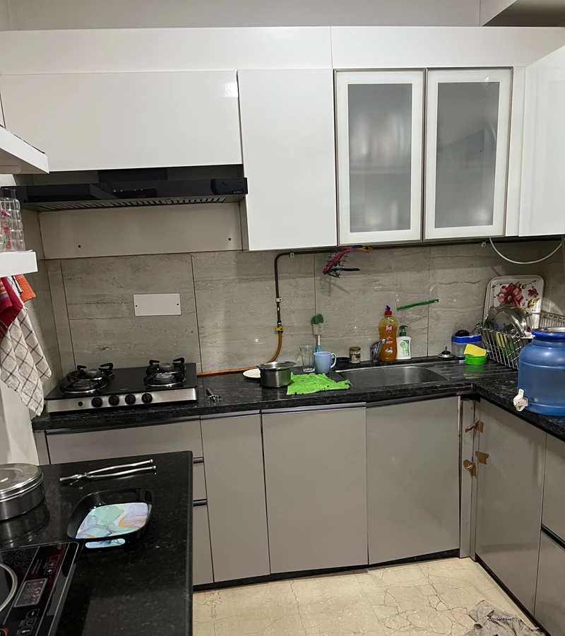 19 - Oberoi Esquire, Goregaon East