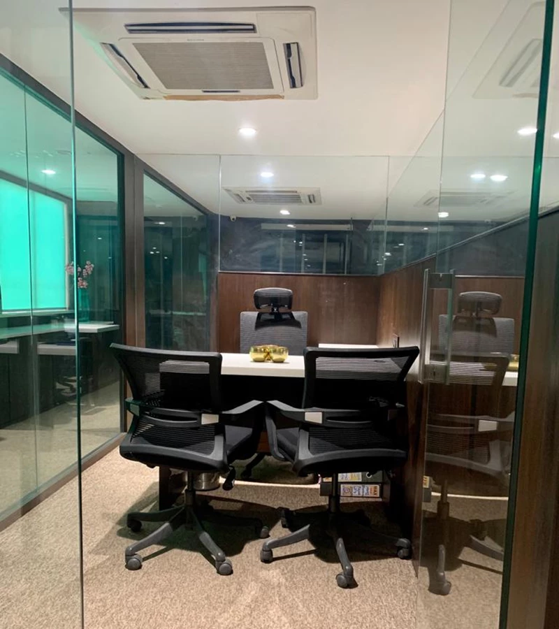 4 - Pranik Chamber, Andheri East