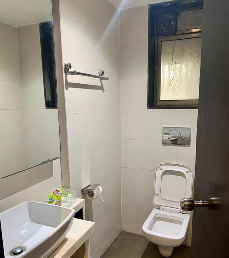 8 - Pranik Chamber, Andheri East