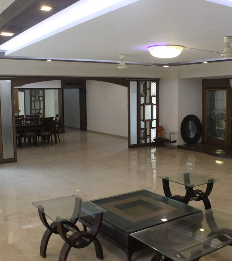 13 - Evita, Powai