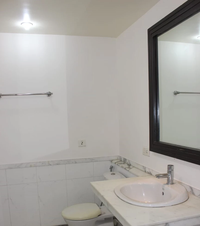 14 - Evita, Powai
