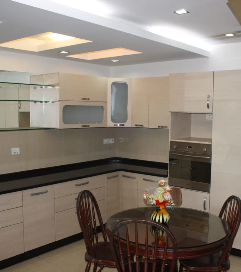 22 - Evita, Powai