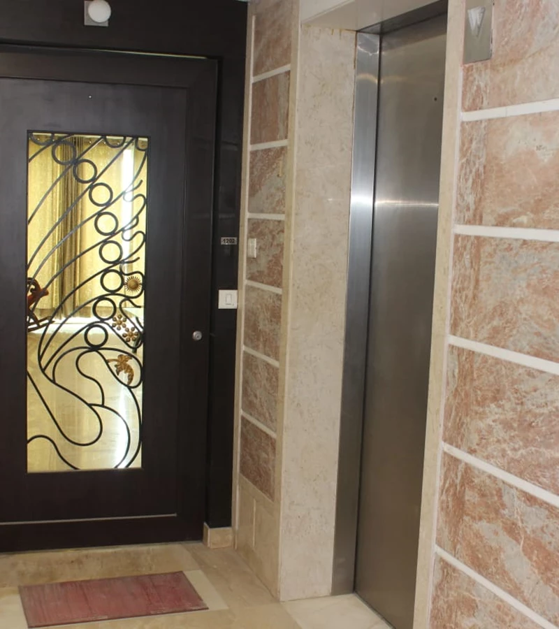 37 - Evita, Powai