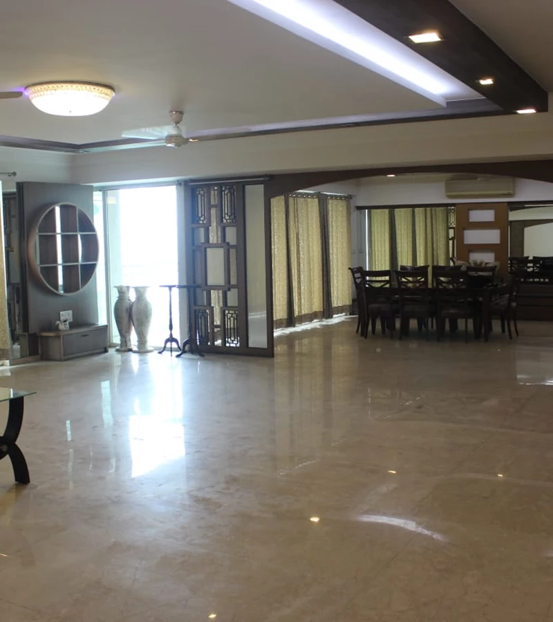 6 - Evita, Powai
