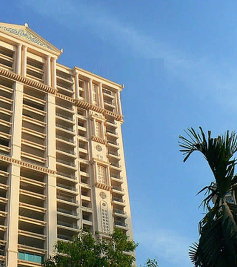 8 - Evita, Powai