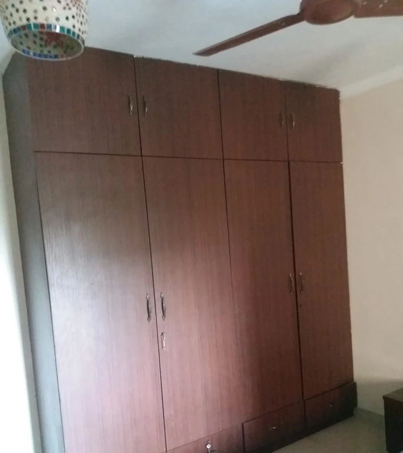 16 - Basant Apartment, Cuffe Parade
