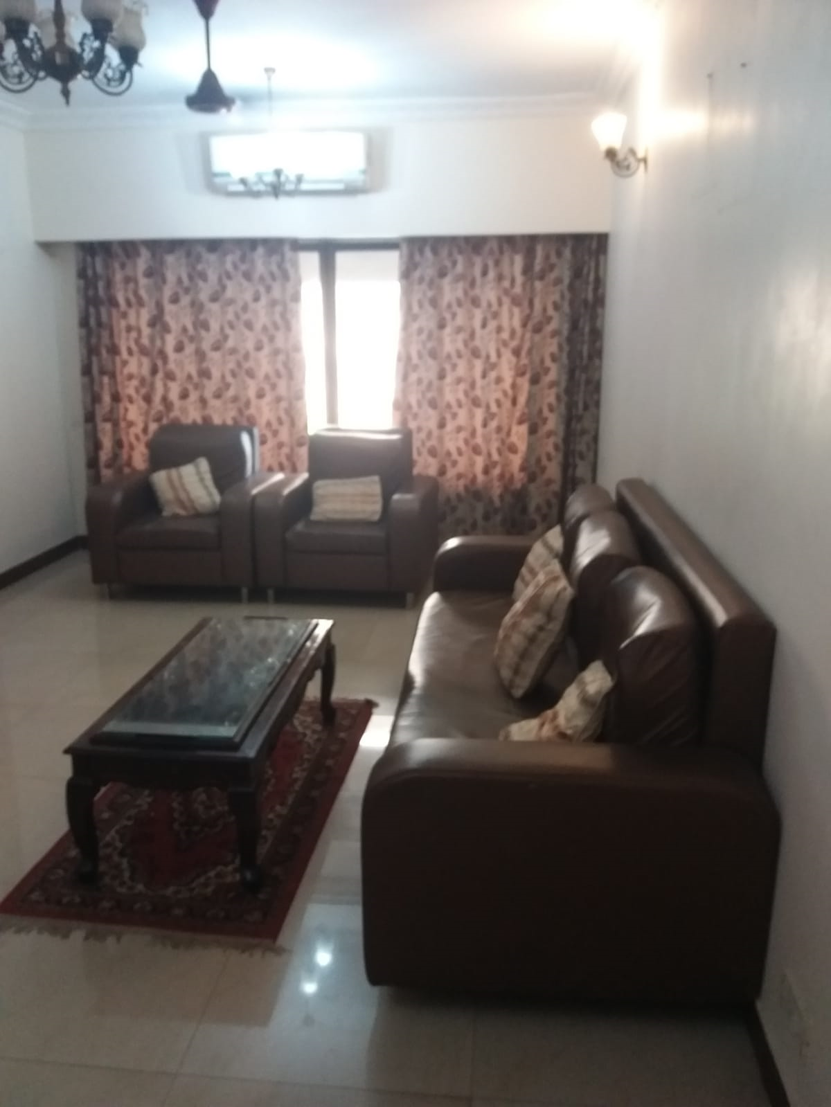 2 BHK Flat for Sale in Cuffe Parade - Basant Apartment