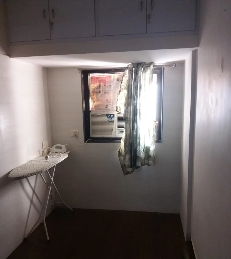 4 - Basant Apartment, Cuffe Parade
