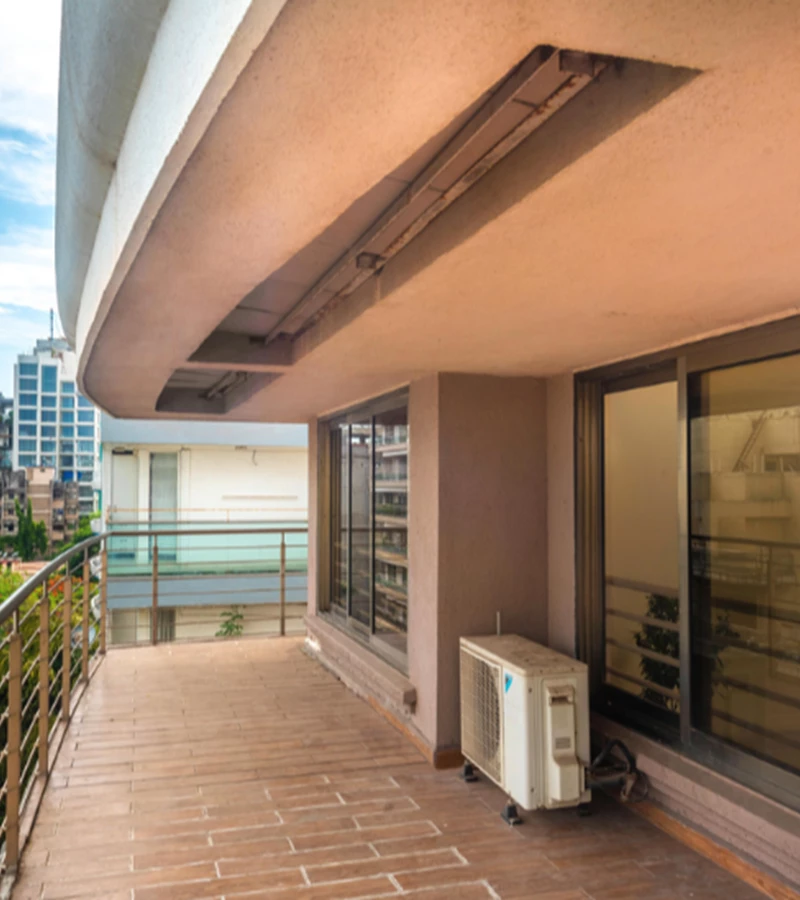 13 - Lewis Villa, Santacruz West