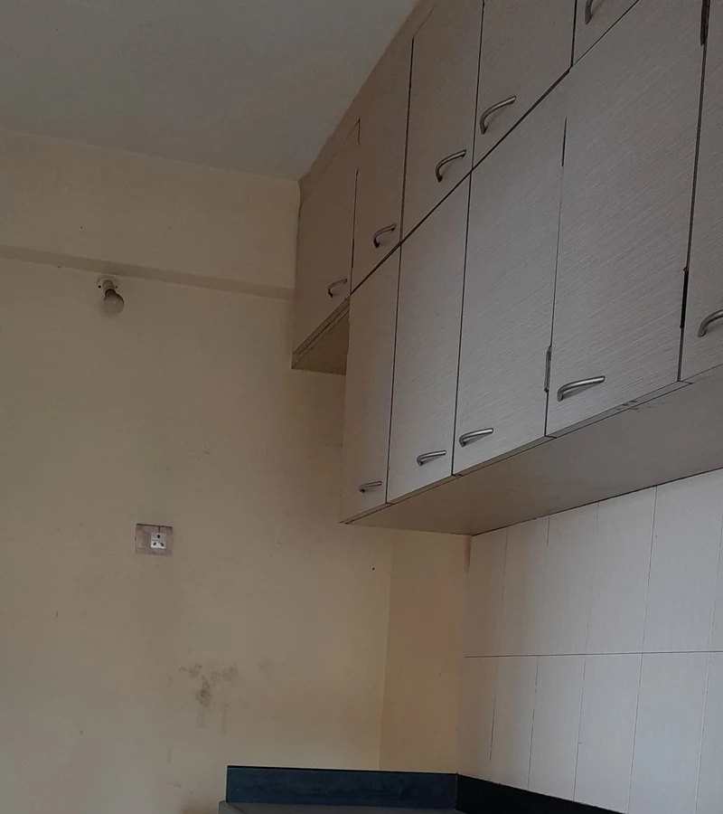 22 - Renaissance, Andheri West