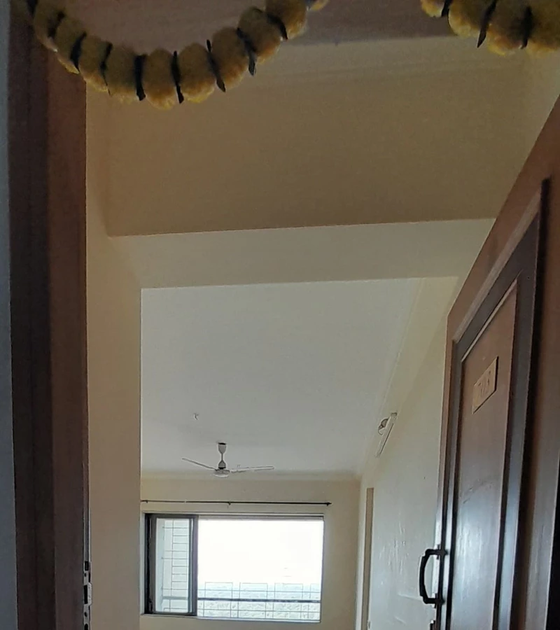 8 - Renaissance, Andheri West