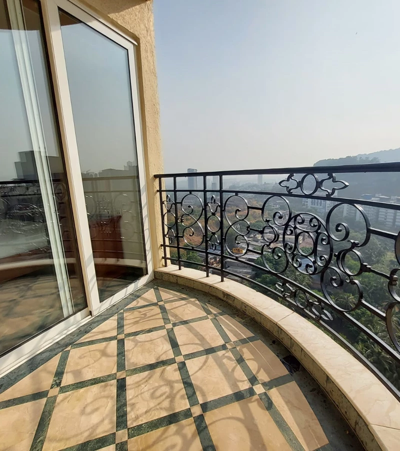 7 - Eldora, Powai